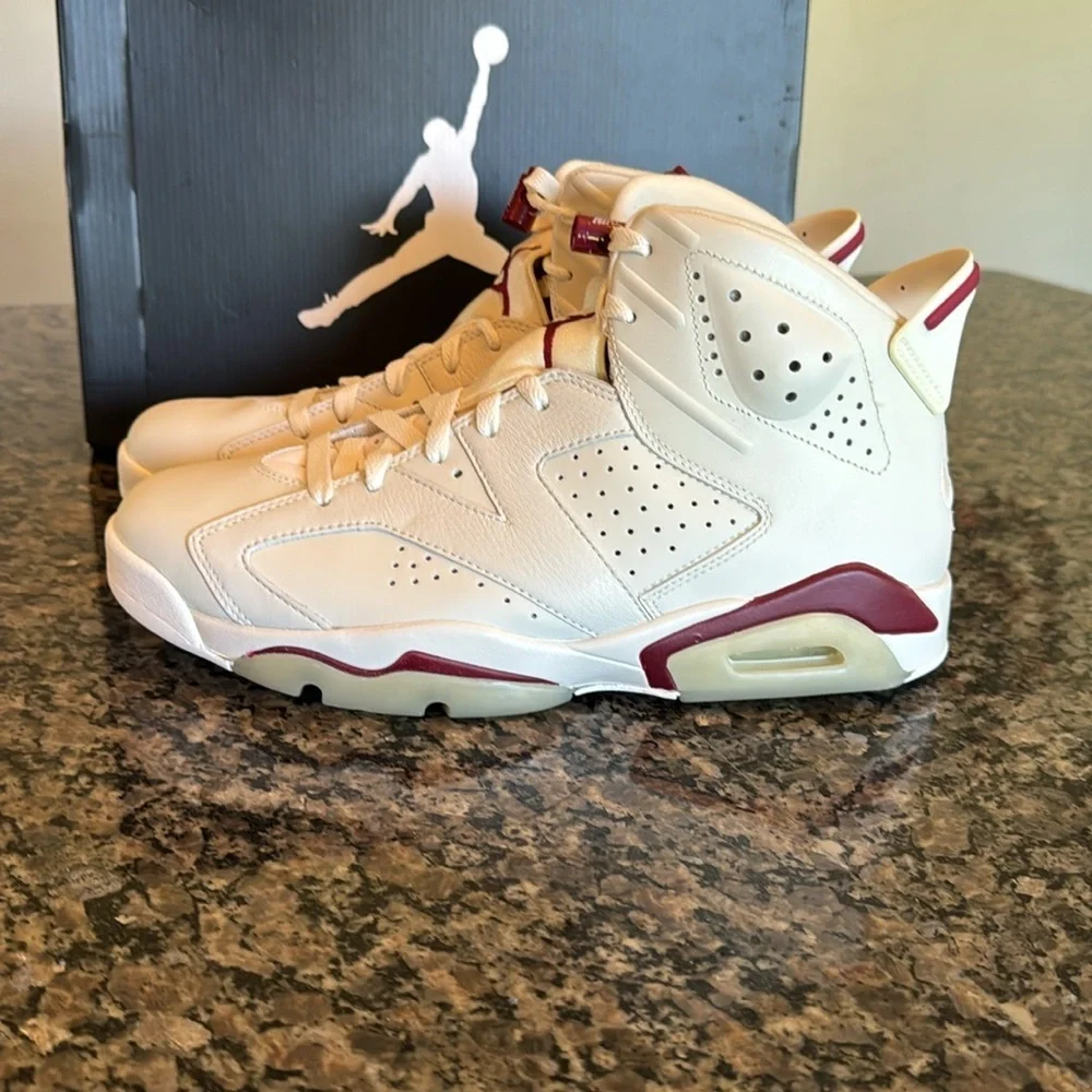 Air Jordan 6 Retro 2015 White and Maroon Sneakers 10.5 like new - Picture 6 of 16